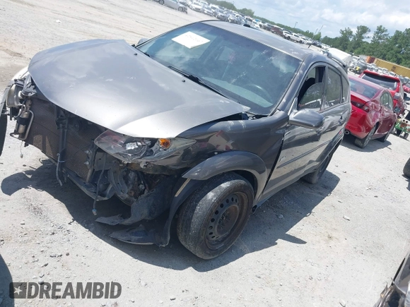 2005 Pontiac Vibe with VIN 5Y2SL63885Z475693, listed as a IAAI auction lot 42512167 with 173,261 mi miles and . Bid and sale history available at DreamBid. Image 2.