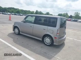 2006 Scion xB z VIN JTLKT324864107465, wystawiony jako IAAI lot #42529697 z przebiegiem Nie podano mil oraz . Historia ofert i sprzedaży dostępna na DreamBid. Obrazek 3.