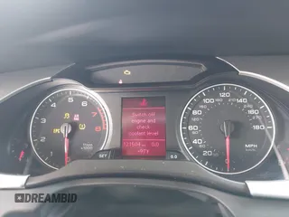 2010 Audi A4 Premium z VIN WAUDFAFL6AN036106, wystawiony jako IAAI lot #42403846 z przebiegiem 121 504 mil mil oraz . Historia ofert i sprzedaży dostępna na DreamBid. Obrazek 7.