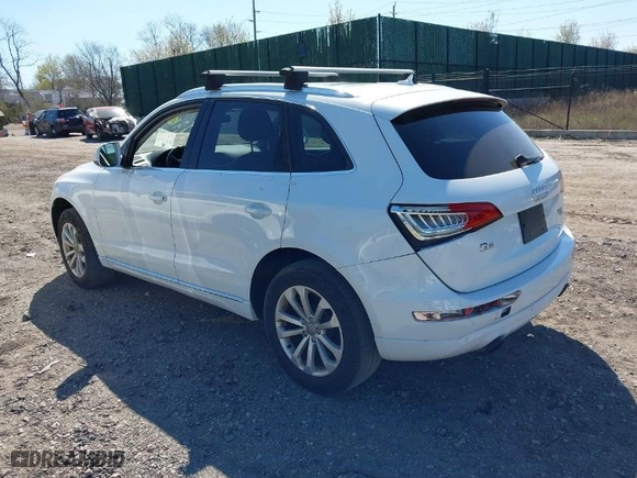 2013 Audi Q5 Premium Plus with VIN WA1LFAFP9DA027214, listed as a IAAI auction lot 42040393 with 173,280 mi miles. Bid and sale history available at carsss.com. Image 3.