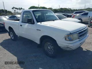 1997 Ford Ranger XLT with VIN 1FTCR10A9VUC16270, listed as a IAAI auction lot 41711036 with 172,726 mi miles. Bid and sale history available at carsss.com. Image 1.