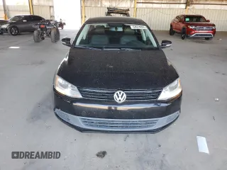 2012 Volkswagen Jetta SE z VIN 3VWDP7AJ7CM419717, wystawiony jako Copart lot #64624805 z przebiegiem 151 271 mil mil oraz Czysty tytuł • Clean title. Historia ofert i sprzedaży dostępna na DreamBid. Obrazek 5.