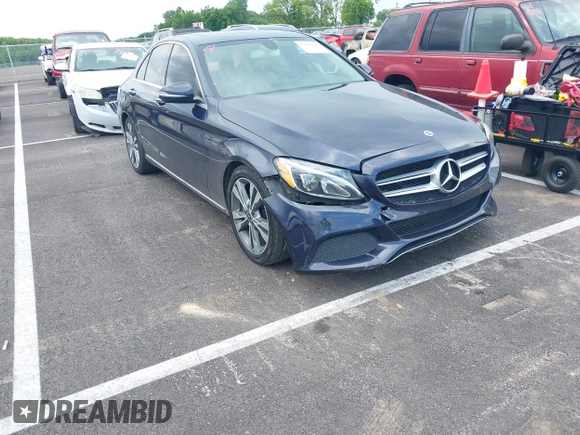 2018 Mercedes-Benz C 300 with VIN 55SWF4JB8JU279005, listed as a IAAI auction lot 42367697 with 197,782 mi miles and . Bid and sale history available at DreamBid. Image 6.