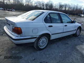 1995 BMW 3 Series 325i with VIN WBACB4328SFM07976, listed as a Copart auction lot 44544775 with 221,191 mi miles and Salvage Title. Bid and sale history available at carsss.com. Image 3.