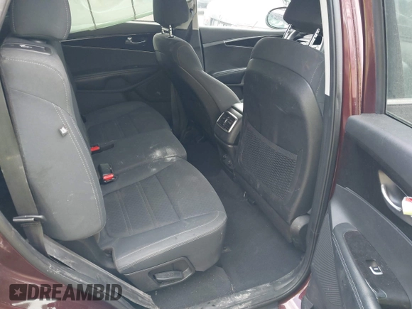 2018 Kia Sorento LX with VIN 5XYPG4A51JG354830, listed as a IAAI auction lot 41507165 with 99,598 mi miles and . Bid and sale history available at DreamBid. Image 8.