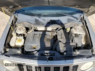 2009 Jeep Patriot Limited with VIN 1J4FT48B99D146489, listed as a Copart auction lot 52484925 with 251,986 mi miles and Salvage title. Bid and sale history available at DreamBid. Image 12.