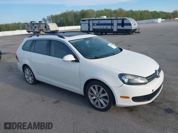 2011 Volkswagen Jetta SportWagen TDI with VIN 3VWPL7AJ7BM702061, listed as a IAAI auction lot 42088506 with 243,200 mi miles. Bid and sale history available at carsss.com. Image 1.