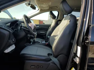 2018 Ford Escape SE z VIN 1FMCU9GD5JUB84551, wystawiony jako Copart lot #54515495 z przebiegiem 73 280 mil mil oraz Szkoda całkowita • Salvage title. Historia ofert i sprzedaży dostępna na DreamBid. Obrazek 7.
