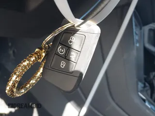 2022 Volkswagen Tiguan SE R-Line Black с VIN 3VV8B7AXXNM095478, выставлен на аукционе IAAI как лот 42056142 с пробегом 24 609 миль миль и . История ставок и продаж доступна на DreamBid. Изображение 11.