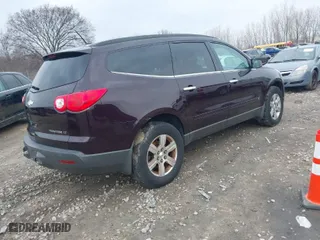 2010 Chevrolet Traverse LT w/1LT with VIN 1GNLRFED6AS128922, listed as a IAAI auction lot 41984488 with 234,873 mi miles. Bid and sale history available at carsss.com. Image 4.