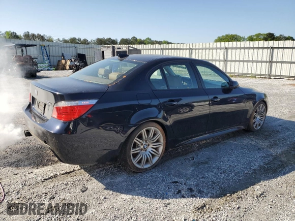 2009 BMW 5 Series 550i with VIN WBANW53559CT55439, listed as a Copart auction lot 52215715 with 135,715 mi miles and Clean Title. Bid and sale history available at carsss.com. Image 3.