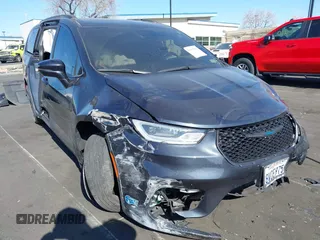 2021 Chrysler Pacifica Hybrid Limited z VIN 2C4RC1S76MR517412, wystawiony jako IAAI lot #41935045 z przebiegiem 36 702 mil mil oraz . Historia ofert i sprzedaży dostępna na DreamBid. Obrazek 1.