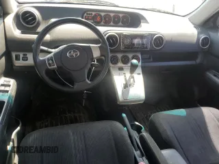 2008 Scion xB z VIN JTLKE50E281014043, wystawiony jako Copart lot #53405835 z przebiegiem 219 577 mil mil oraz Szkody całkowita. Historia ofert i sprzedaży dostępna na DreamBid. Obrazek 8.