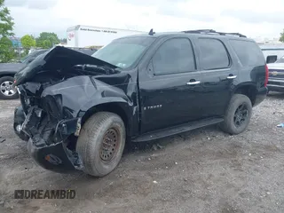 2007 Chevrolet Tahoe LT z VIN 1GNFK13017R210061, wystawiony jako IAAI lot #42256967 z przebiegiem Nie podano mil oraz . Historia ofert i sprzedaży dostępna na DreamBid. Obrazek 2.