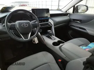 2021 Toyota Venza LE with VIN JTEAAAAH0MJ041719, listed as a Copart auction lot 72990842 with 23,384 mi miles. Bid and sale history available at carsss.com. Image 8.