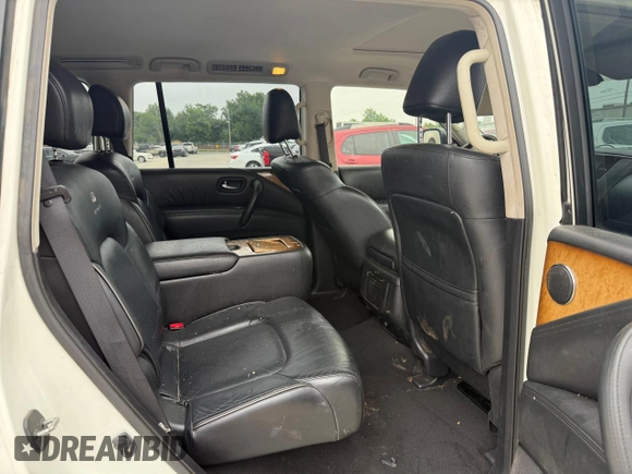 2014 Infiniti QX80 z VIN JN8AZ2NF3E9554806, wystawiony jako Copart lot #59925155 z przebiegiem 185 769 mil mil oraz Czysty tytuł • Clean title. Historia ofert i sprzedaży dostępna na DreamBid. Obrazek 6.