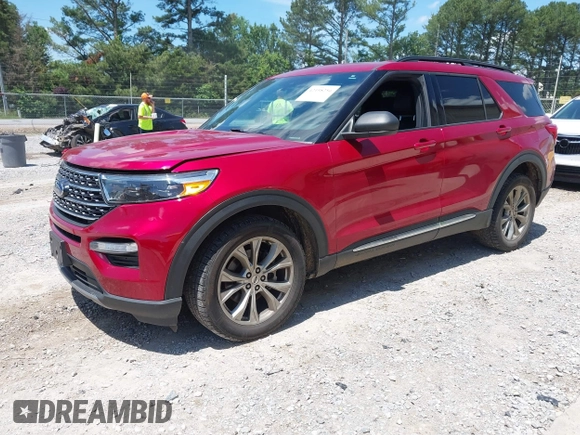 2020 Ford Explorer XLT z VIN 1FMSK8DH4LGA57214, wystawiony jako IAAI lot #42198256 z przebiegiem 136 149 mil mil oraz . Historia ofert i sprzedaży dostępna na DreamBid. Obrazek 2.