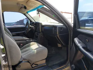 2003 Chevrolet Silverado 1500 LS with VIN 2GCEK19T231190833, listed as a IAAI auction lot 41963694 with 170,373 mi miles. Bid and sale history available at carsss.com. Image 5.