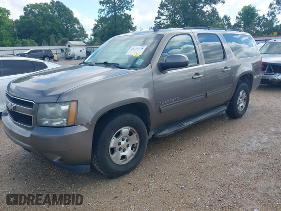 2011 Chevrolet Suburban LT with VIN 1GNSKJE37BR337895, listed as a IAAI auction lot 42171238 with 228,327 mi miles and . Bid and sale history available at DreamBid. Image 17.