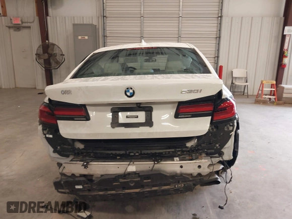 2021 BMW 5 Series 530i with VIN WBA53BH06MCG96915, listed as a IAAI auction lot 41640813 with 50,562 mi miles and . Bid and sale history available at DreamBid. Image 16.