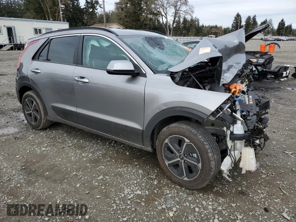 2024 Kia Niro LX with VIN KNDCP3LE8R5137124, listed as a Copart auction lot 49130575 with 0 mi miles and Salvage Title. Bid and sale history available at carsss.com. Image 4.