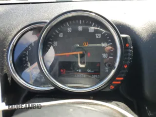 2017 MINI Countryman Cooper S z VIN WMZYT3C33H3B66060, wystawiony jako Copart lot #54921435 z przebiegiem 126 674 mil mil oraz Szkoda całkowita • Salvage title. Historia ofert i sprzedaży dostępna na DreamBid. Obrazek 9.