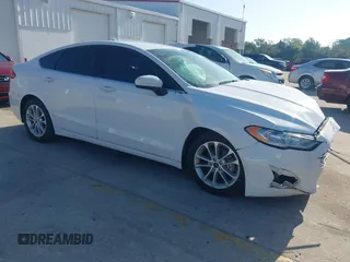 2019 Ford Fusion SE with VIN 3FA6P0HD1KR217840, listed as a IAAI auction lot 42011309 with 85,945 mi miles and . Bid and sale history available at carsss.com. Image 1.