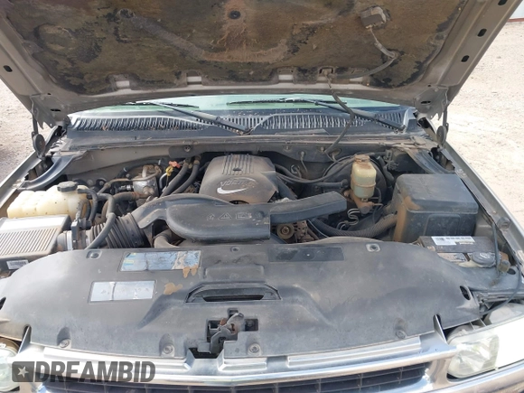 2002 Chevrolet Tahoe LS with VIN 1GNEC13Z02R244573, listed as a IAAI auction lot 41807744 with 245,788 mi miles and . Bid and sale history available at DreamBid. Image 10.