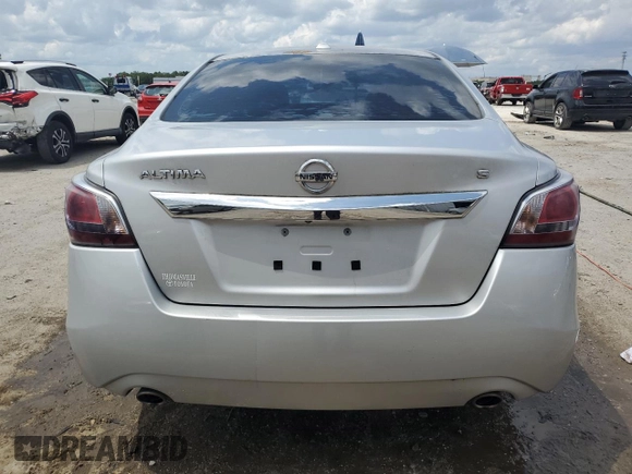 2015 Nissan Altima 2.5 z VIN 1N4AL3AP4FC126335, wystawiony jako Copart lot #58576515 z przebiegiem 88 344 mil mil oraz Szkoda całkowita • Salvage title. Historia ofert i sprzedaży dostępna na DreamBid. Obrazek 6.