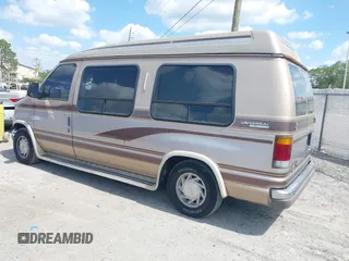 1994 Ford Econoline Cargo with VIN 1FDEE14N5RHB72537, listed as a IAAI auction lot 41968893 with 245,866 mi miles. Bid and sale history available at carsss.com. Image 3.