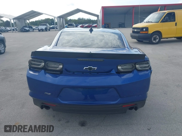 2020 Chevrolet Camaro 1LS z VIN 1G1FA1RX0L0105759, wystawiony jako IAAI lot #39965924 z przebiegiem 19 182 mil mil oraz . Historia ofert i sprzedaży dostępna na DreamBid. Obrazek 16.