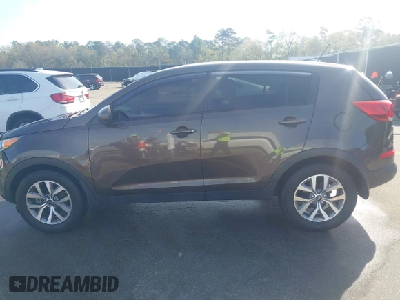 2014 Kia Sportage LX with VIN KNDPB3AC9E7648454, listed as a IAAI auction lot 41898146 with 200,934 mi miles. Bid and sale history available at carsss.com. Image 14.