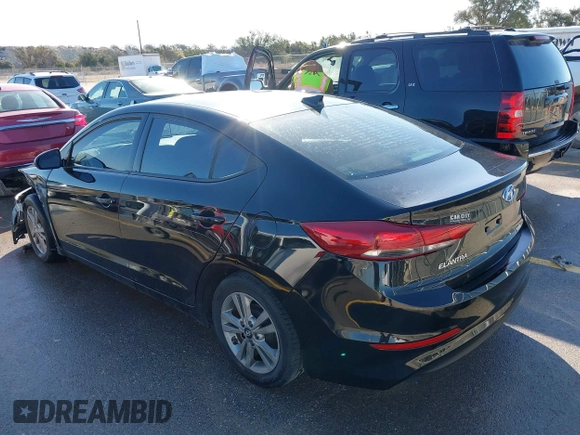 2017 Hyundai Elantra SE z VIN 5NPD84LFXHH140945, wystawiony jako IAAI lot #41755694 z przebiegiem 138 654 mil mil oraz . Historia ofert i sprzedaży dostępna na DreamBid. Obrazek 3.