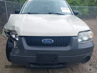 2006 Ford Escape XLS with VIN 1FMYU02ZX6KA73663, listed as a IAAI auction lot 42177043 with 230,878 mi miles and . Bid and sale history available at DreamBid. Image 17.