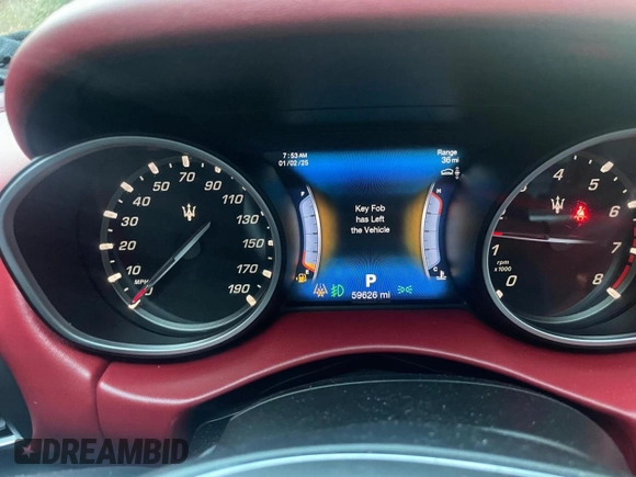 2017 Maserati Levante z VIN ZN661XUA3HX253365, wystawiony jako Copart lot #49140265 z przebiegiem 59 626 mil mil oraz Szkoda całkowita • Salvage title. Historia ofert i sprzedaży dostępna na DreamBid. Obrazek 8.