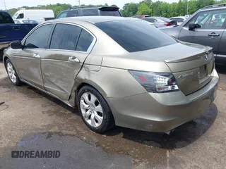 2008 Honda Accord EX z VIN 1HGCP36788A015562, wystawiony jako IAAI lot #42449058 z przebiegiem 234 155 mil mil oraz . Historia ofert i sprzedaży dostępna na DreamBid. Obrazek 3.