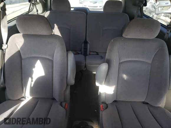 2003 Chrysler Town & Country EX with VIN 2C4GP74LX3R226547, listed as a Copart auction lot 76238494 with 146,353 mi miles and Salvage Title. Bid and sale history available at carsss.com. Image 10.