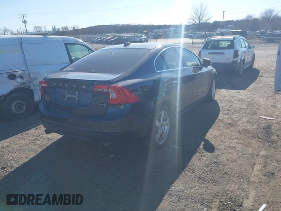 2013 Volvo S60 T5 Premier with VIN YV1612FS4D2206535, listed as a IAAI auction lot 41651699 with 141,557 mi miles and . Bid and sale history available at DreamBid. Image 4.