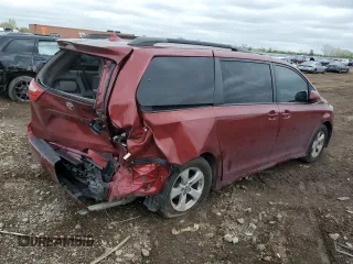 2018 Toyota Sienna LE Auto Access Seat with VIN 5TDKZ3DC4JS910687, listed as a Copart auction lot 55516745 with 67,943 mi miles and Salvage title. Bid and sale history available at DreamBid. Image 3.