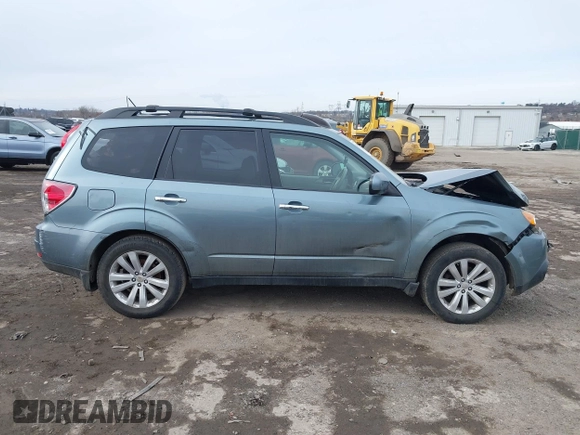 2011 Subaru Forester 2.5X Premium with VIN JF2SHADC5BH718113, listed as a IAAI auction lot 41619896 with 102,261 mi miles. Bid and sale history available at carsss.com. Image 13.
