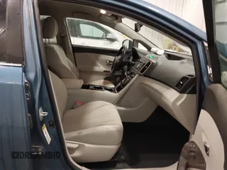 2010 Toyota Venza with VIN 4T3BA3BB6AU018733, listed as a IAAI auction lot 41566883 with 94,781 mi miles and . Bid and sale history available at DreamBid. Image 5.