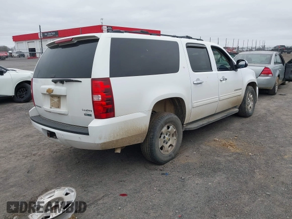 2012 Chevrolet Suburban LT with VIN 1GNSCJE08CR303761, listed as a IAAI auction lot 41738725 with 387,981 mi miles and . Bid and sale history available at DreamBid. Image 4.