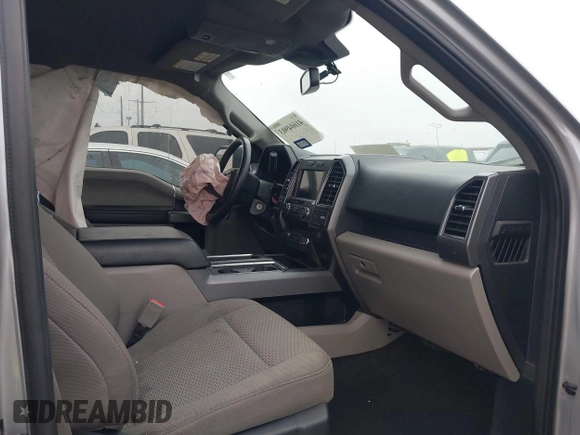 2020 Ford F-150 XL z VIN 1FTEW1CP7LKE35478, wystawiony jako IAAI lot #41604903 z przebiegiem 59 483 mil mil oraz . Historia ofert i sprzedaży dostępna na DreamBid. Obrazek 5.