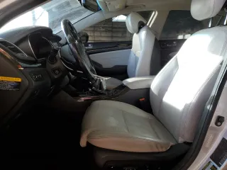 2016 Kia Cadenza Premium with VIN KNALN4D75G5199070, listed as a Copart auction lot 82535904 with 124,593 mi miles and Clean Title. Bid and sale history available at carsss.com. Image 7.