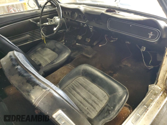 1966 Ford Mustang z VIN 6T07T240184, wystawiony jako Copart lot #69255434 z przebiegiem 72 243 mil mil oraz Czysty tytuł • Clean title. Historia ofert i sprzedaży dostępna na DreamBid. Obrazek 8.