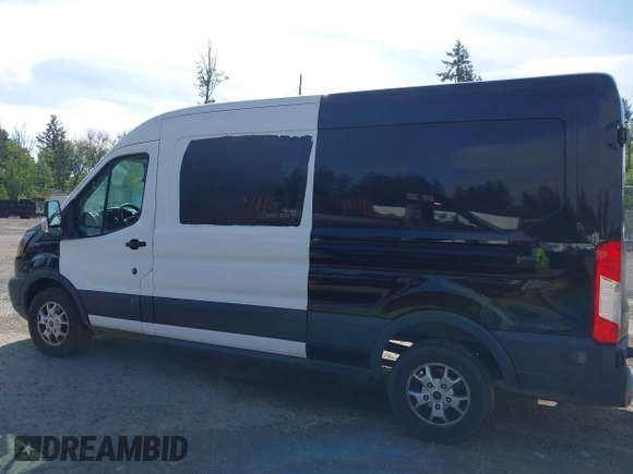 2015 Ford Transit Cargo z VIN 1FTYR2CMXFKB28360, wystawiony jako IAAI lot #42312402 z przebiegiem 126 228 mil mil oraz . Historia ofert i sprzedaży dostępna na DreamBid. Obrazek 14.