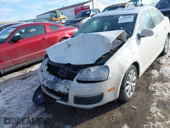 2010 Volkswagen Jetta SE с VIN 3VWRX7AJ4AM030312, выставлен на аукционе IAAI как лот 41304990 с пробегом 204 910 миль миль и . История ставок и продаж доступна на DreamBid. Изображение 6.