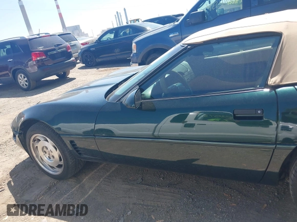 1995 Chevrolet Corvette z VIN 1G1YY32P4S5100608, wystawiony jako IAAI lot #42227492 z przebiegiem 82 111 mil mil oraz . Historia ofert i sprzedaży dostępna na DreamBid. Obrazek 14.