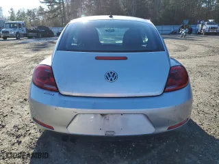 2012 Volkswagen Beetle 2.5L w/Sun PZEV with VIN 3VWJP7AT6CM601249, listed as a Copart auction lot 83010944 with 97,617 mi miles and Clean Title. Bid and sale history available at carsss.com. Image 6.