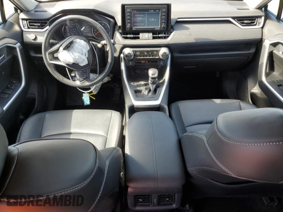 2020 Toyota RAV4 XLE Premium with VIN 2T3C1RFV4LW079612, listed as a Copart auction lot 47587375 with 40,218 mi miles and Salvage Title. Bid and sale history available at carsss.com. Image 8.